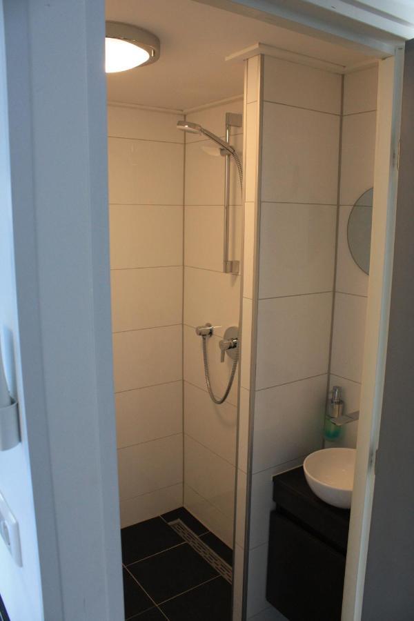 Bed & Breakfast Алсмер Екстериор снимка